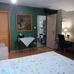 Rozies Bed & Breakfast